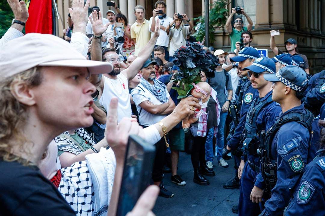 Australian Police Brutality Against Pro-Palestine Protesters